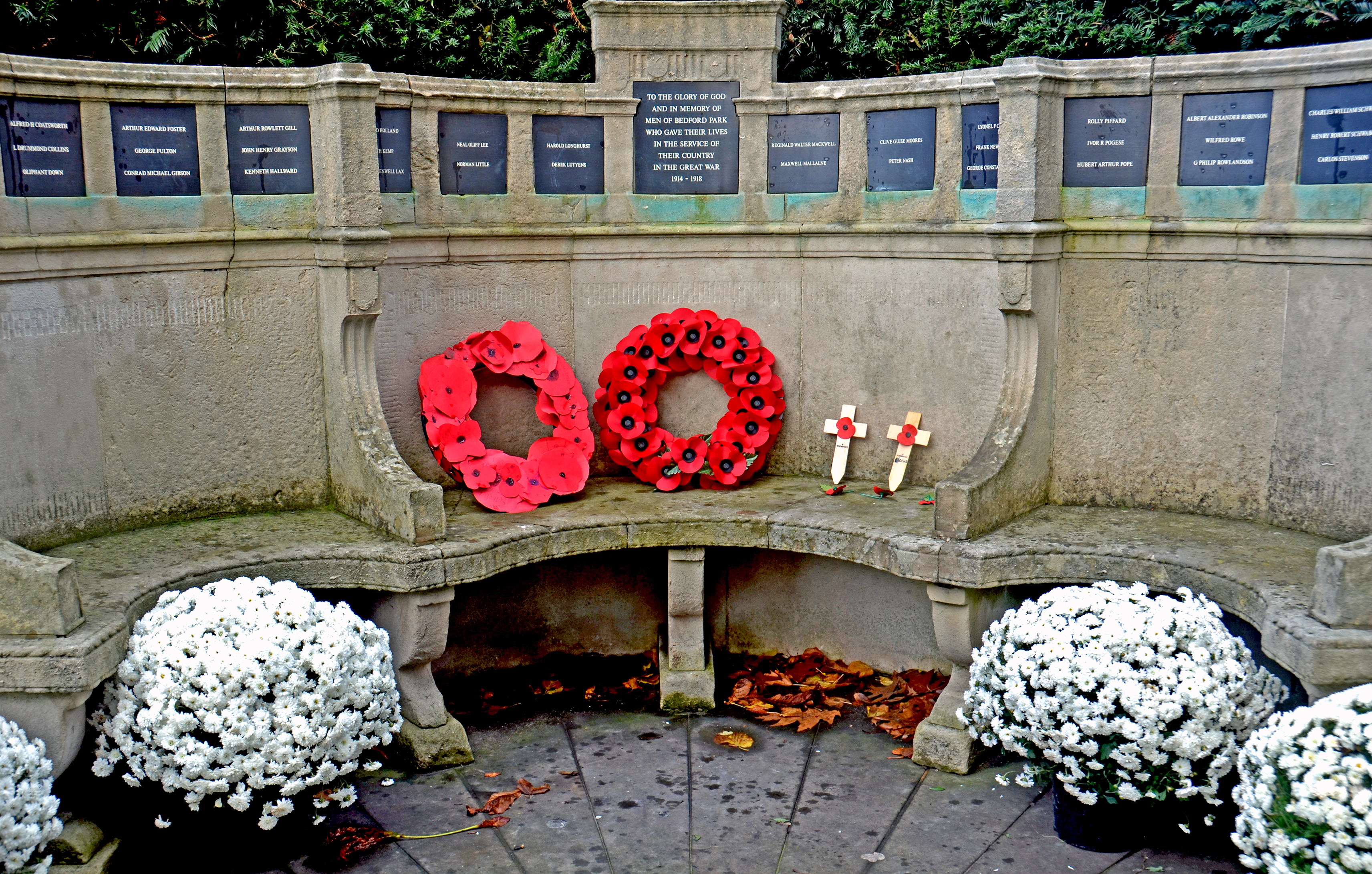 Bedford Park Memorial Seat