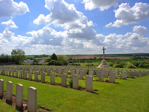  Maroeuil Cemetery 02